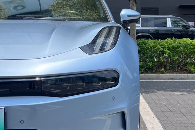 Used Zeekr 001 2023 WE Edition 86 kWh Exterior 3
