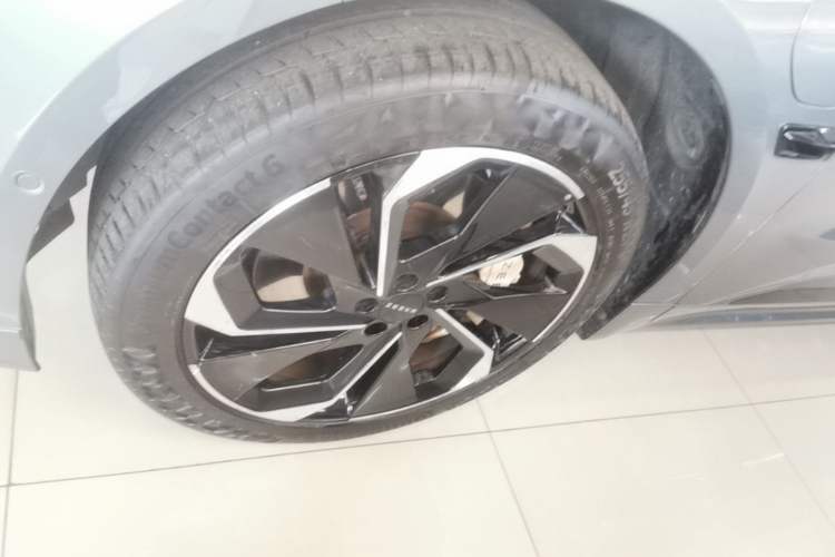 Used Zeekr 001 2023 ME Edition 100 kWh Exterior 4