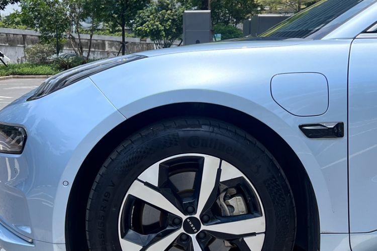 Used Zeekr 001 2023 WE Edition 86 kWh Exterior 6