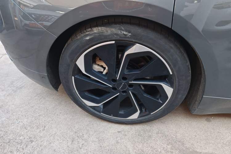 Used Zeekr 001 2023 ME Edition 100 kWh Exterior 8