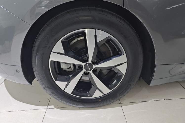 Used Zeekr 001 2023 WE Edition 100 kWh Exterior 8
