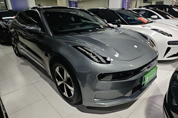 Used Zeekr 001 2023 WE Edition 100 kWh Front Right 45 Deg