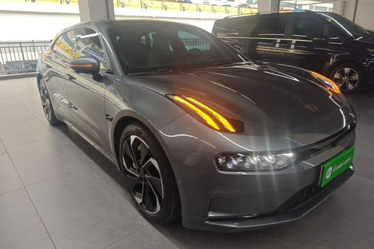 Used Zeekr 001 2023 ME Edition 100 kWh Front Right 45 Deg