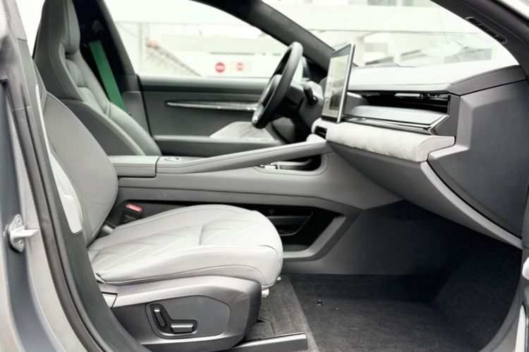 Used Zeekr 001 2023 ME Edition 100 kWh Interior 1
