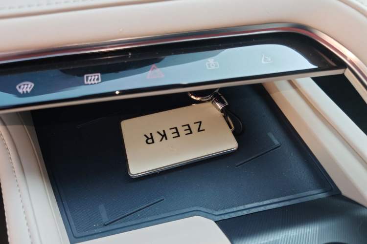 Used Zeekr 001 2023 ME Edition 100 kWh Interior 1