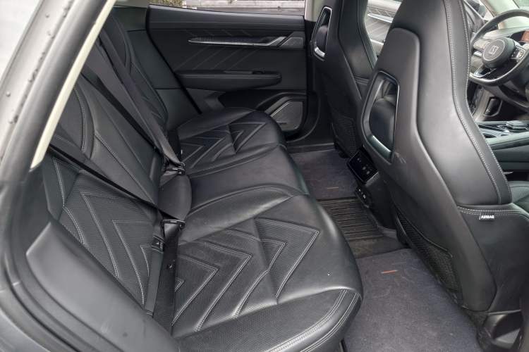 Used Zeekr 001 2023 WE Edition 100 kWh Interior 3