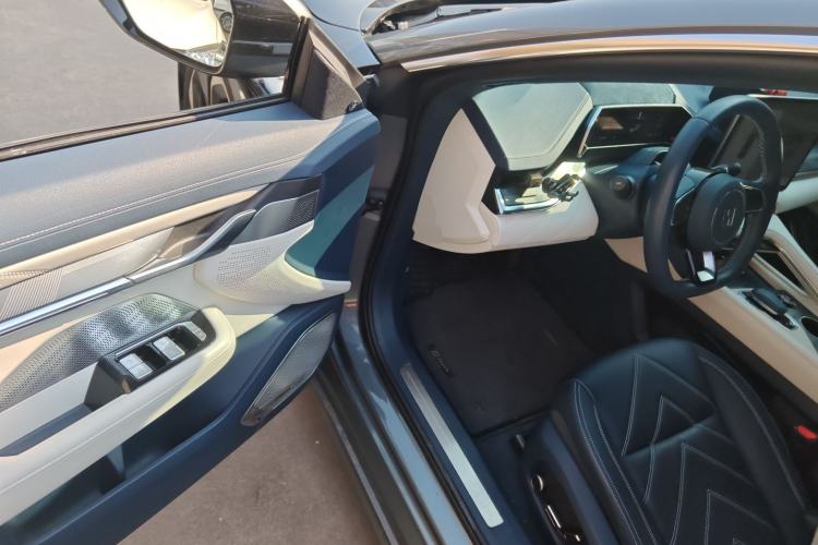 Used Zeekr 001 2023 ME Edition 100 kWh Interior 3