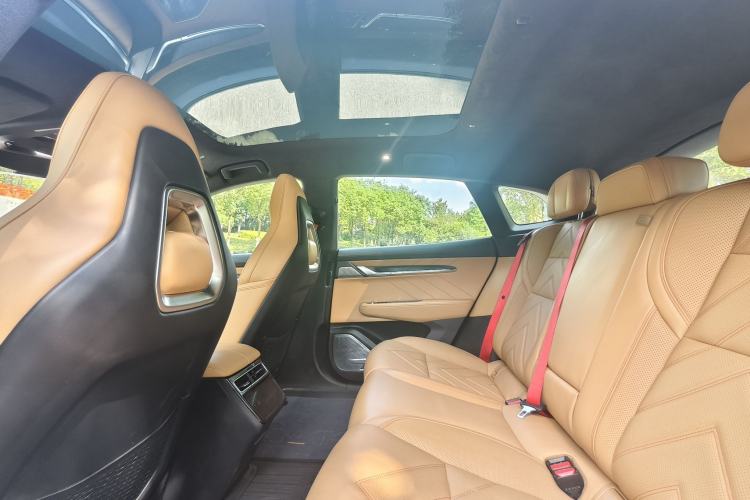 Used Zeekr 001 2023 WE Edition 100 kWh Interior 4