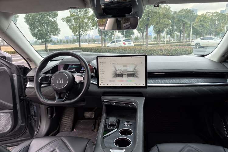 Used Zeekr 001 2023 WE Edition 100 kWh Interior 4