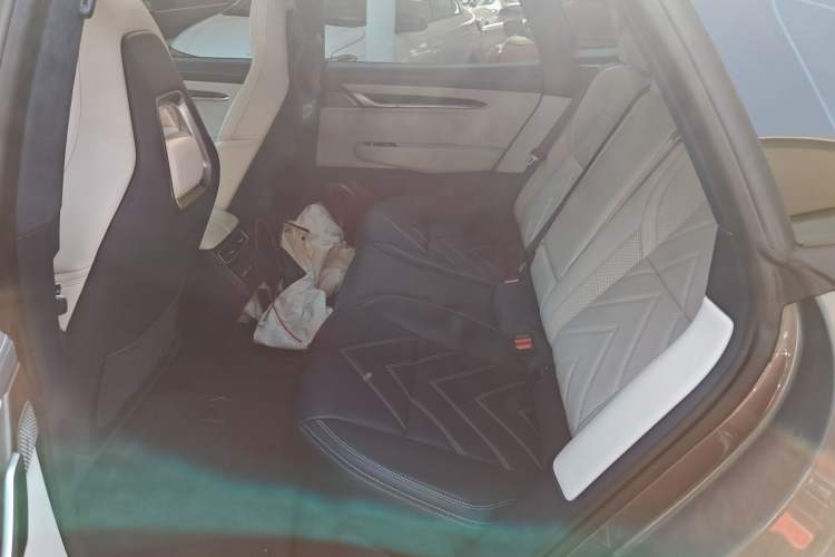 Used Zeekr 001 2023 ME Edition 100 kWh Interior 4