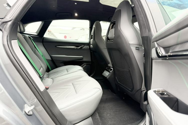 Used Zeekr 001 2023 ME Edition 100 kWh Interior 5