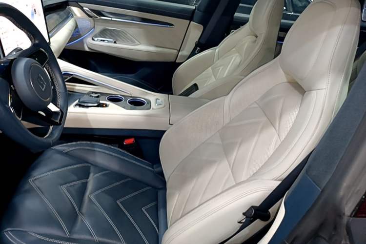 Used Zeekr 001 2023 WE Edition 100 kWh Left Front Seat