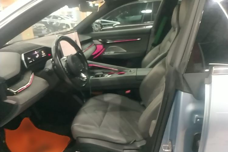 Used Zeekr 001 2023 WE Edition 86 kWh Left Front Seat