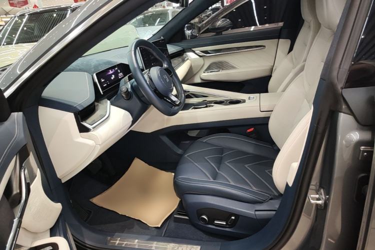 Used Zeekr 001 2023 WE Edition 100 kWh Left Front Seat
