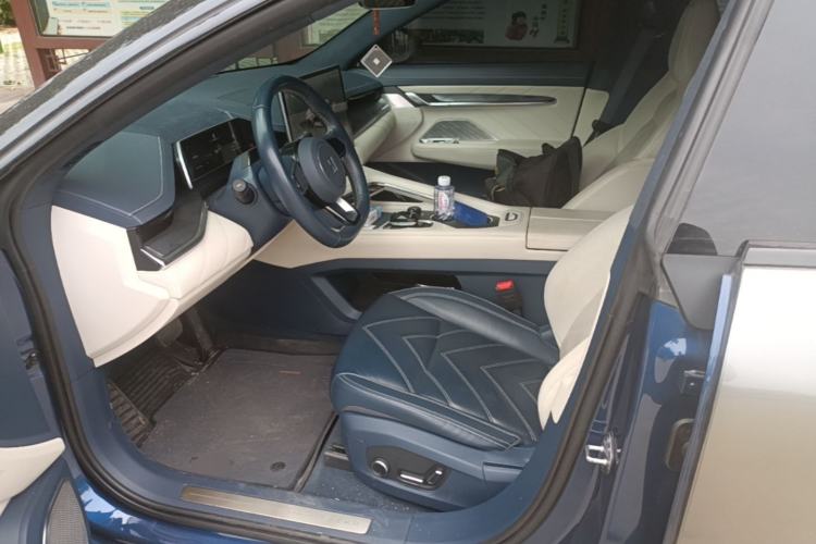 Used Zeekr 001 2023 WE Edition 86 kWh Left Front Seat