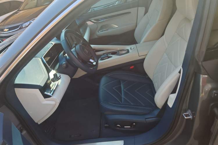 Used Zeekr 001 2023 ME Edition 100 kWh Left Front Seat