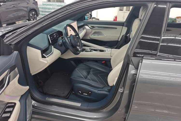 Used Zeekr 001 2023 ME Edition 100 kWh Left Front Seat