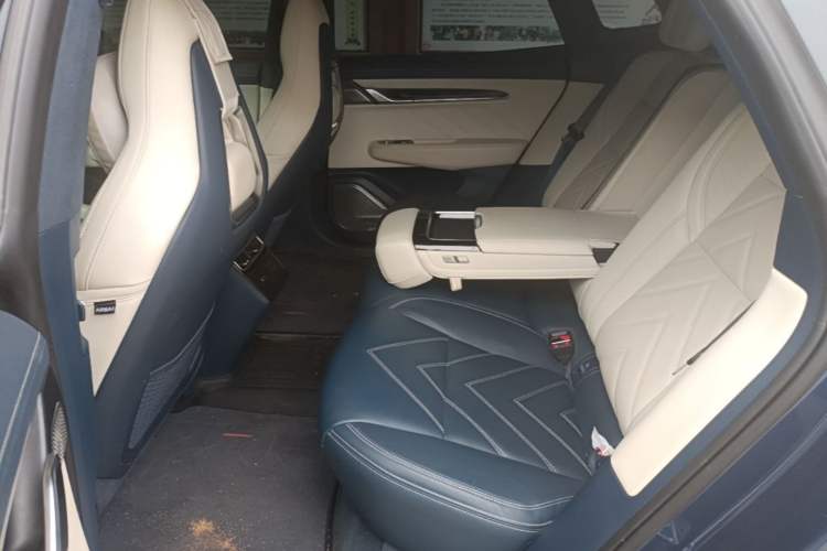 Used Zeekr 001 2023 WE Edition 86 kWh Left Rear Seat