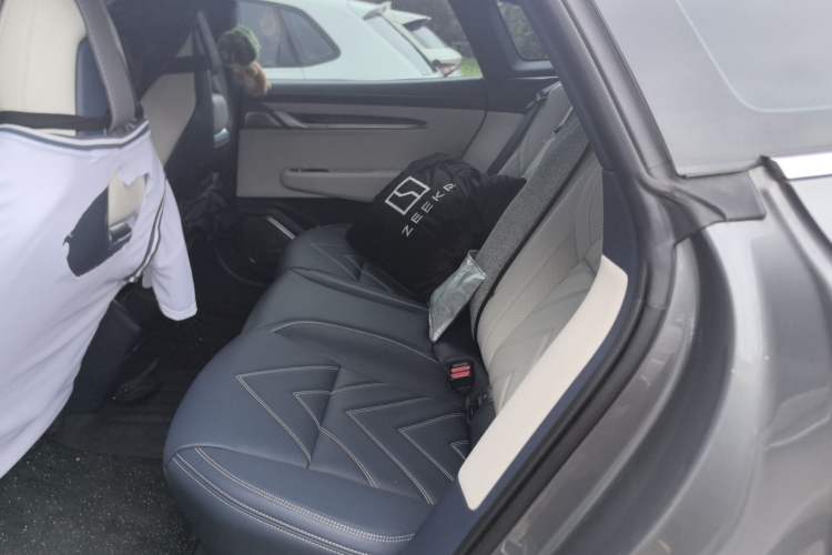 Used Zeekr 001 2023 WE Edition 100 kWh Left Rear Seat