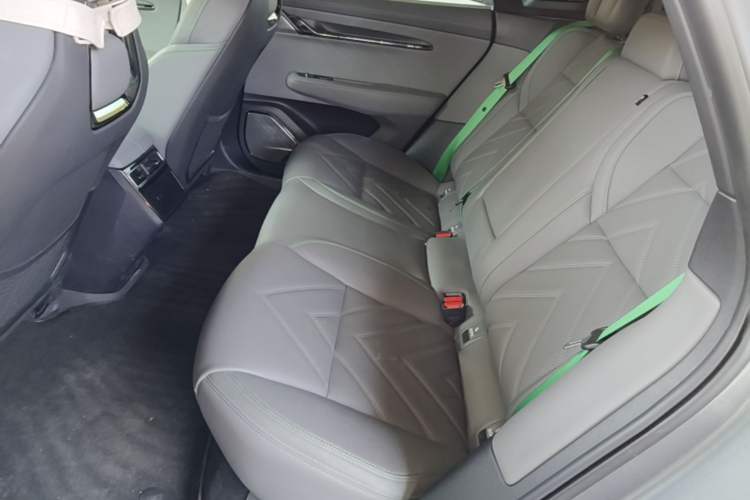 Used Zeekr 001 2023 WE Edition 100 kWh Left Rear Seat
