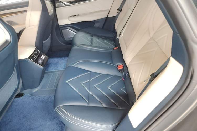 Used Zeekr 001 2023 WE Edition 100 kWh Left Rear Seat