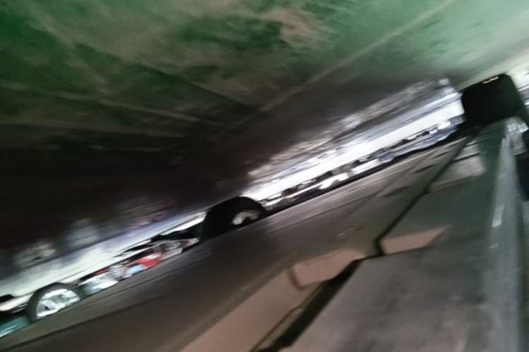 Used Zeekr 001 2023 WE Edition 86 kWh Left Side Sill