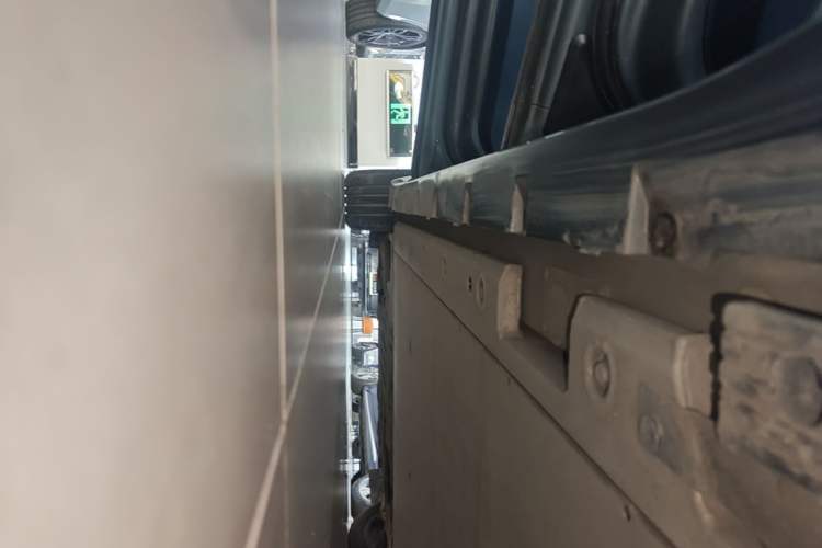 Used Zeekr 001 2023 ME Edition 100 kWh Left Side Sill