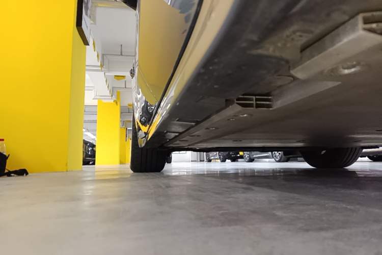 Used Zeekr 001 2023 WE Edition 86 kWh Left Side Sill