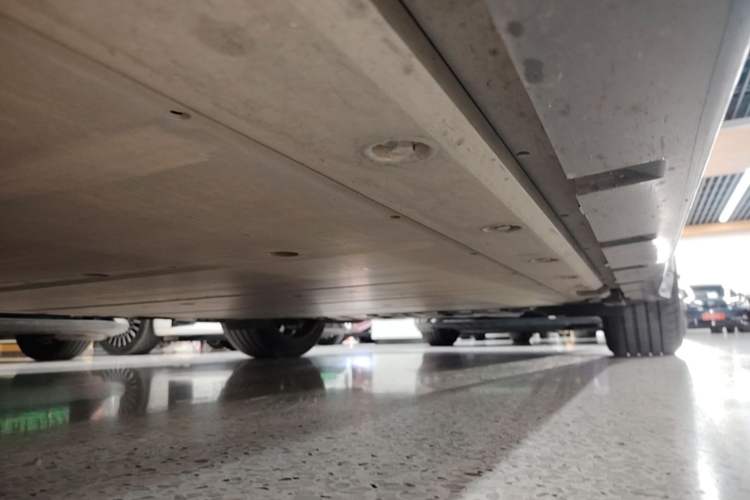Used Zeekr 001 2023 WE Edition 100 kWh Left Side Sill