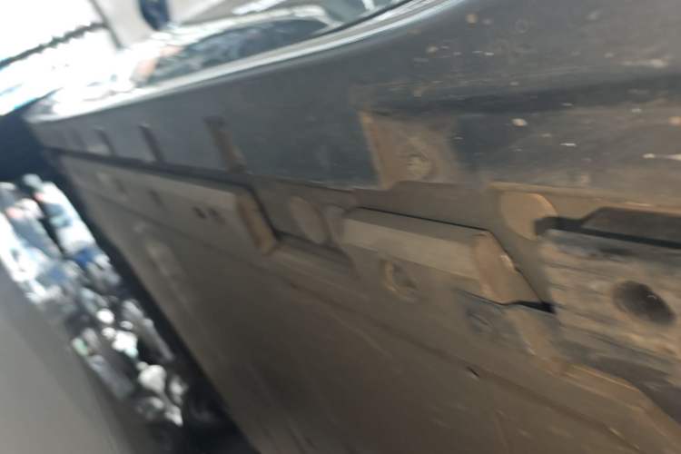Used Zeekr 001 2023 ME Edition 100 kWh Left Side Sill