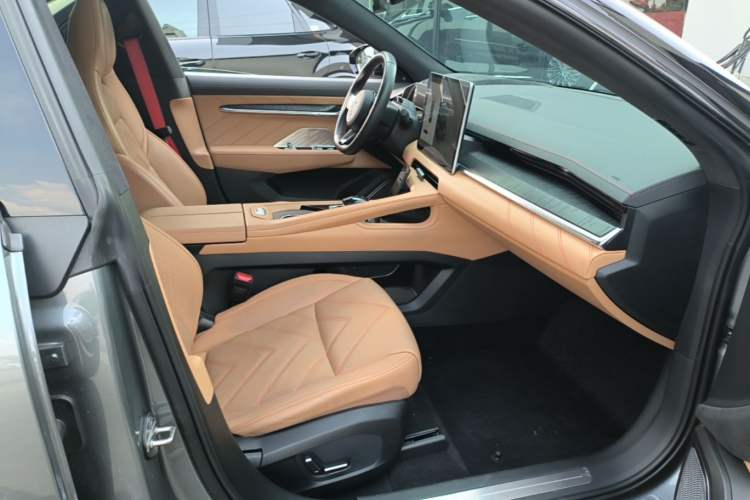 Used Zeekr 001 2023 ME Edition 100 kWh Right Front Seat