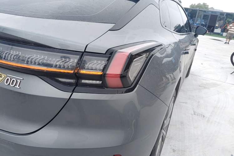Used Zeekr 001 2023 WE Edition 86 kWh Right Rear Taillight