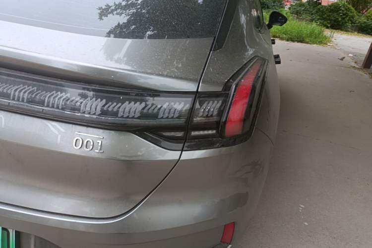 Used Zeekr 001 2023 WE Edition 86 kWh Right Rear Taillight