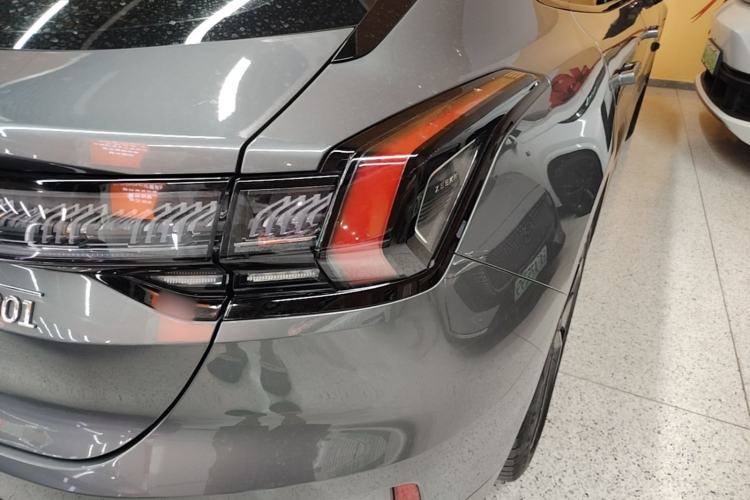 Used Zeekr 001 2023 WE Edition 100 kWh Right Rear Taillight