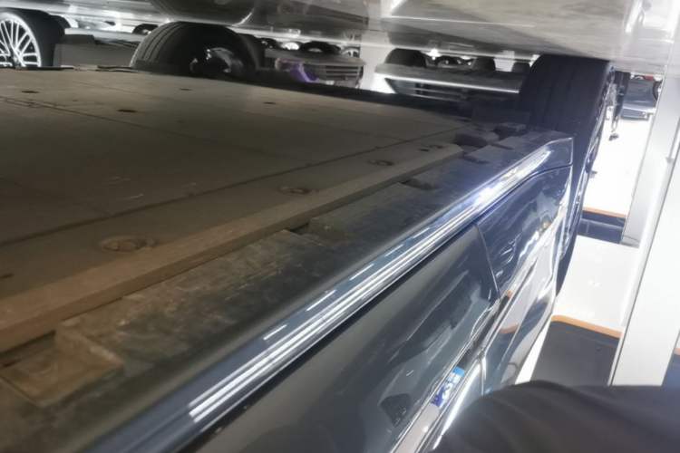 Used Zeekr 001 2023 ME Edition 100 kWh Right Side Sill