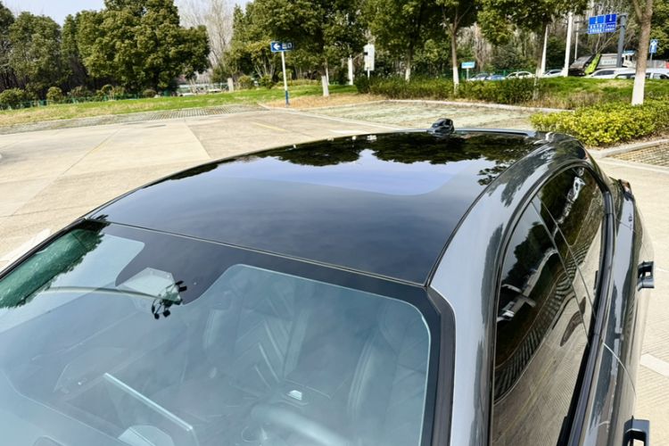 Used Zeekr 001 2023 WE Edition 100 kWh Roof