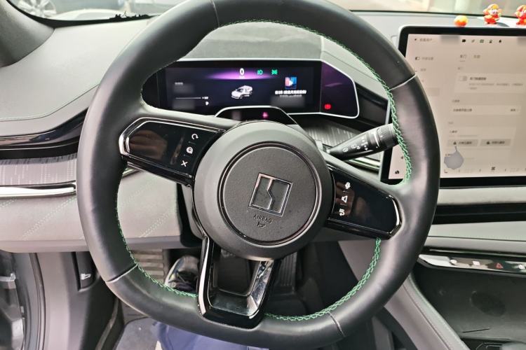 Used Zeekr 001 2023 WE Edition 100 kWh Steering Wheel