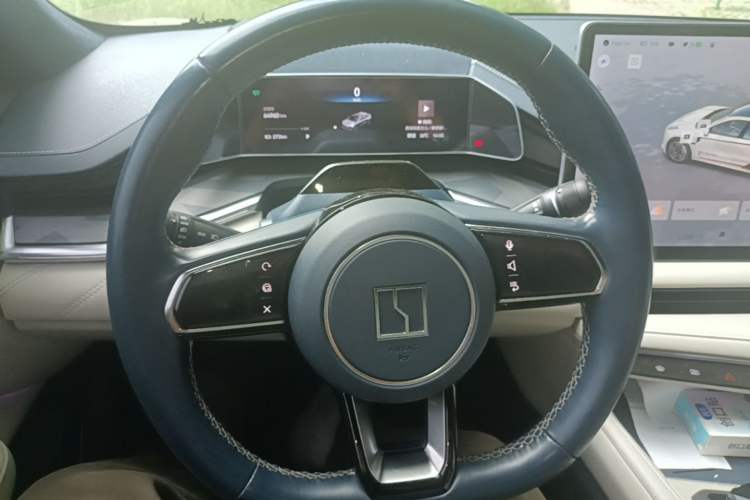 Used Zeekr 001 2023 WE Edition 86 kWh Steering Wheel
