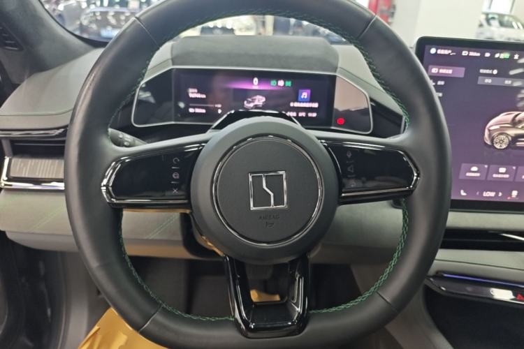 Used Zeekr 001 2023 WE Edition 100 kWh Steering Wheel