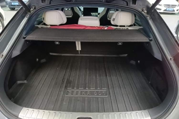 Used Zeekr 001 2023 WE Edition 86 kWh Trunk