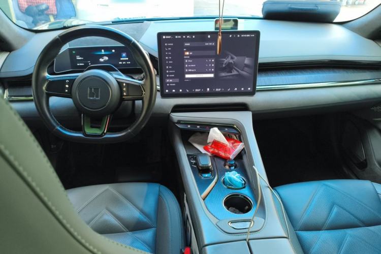 Used Zeekr 001 2023 ME Edition 100 kWh Center Console