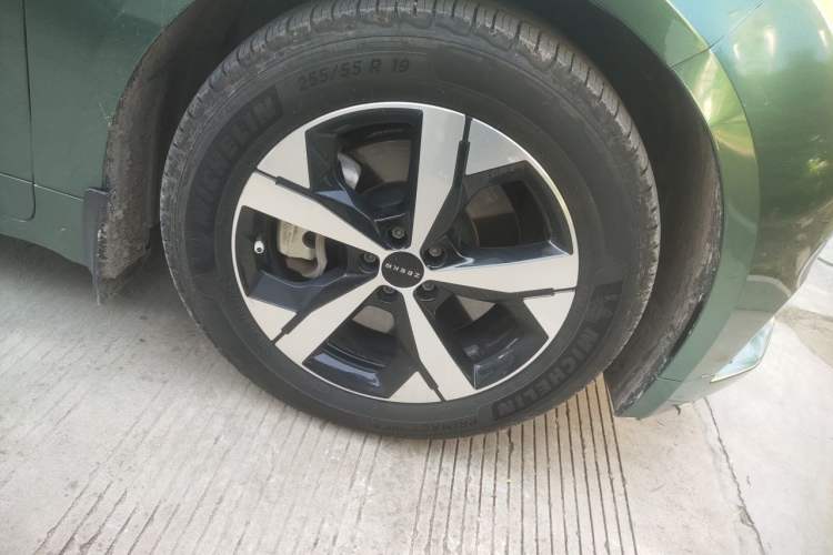 Used Zeekr 001 2023 WE Edition 100 kWh Exterior 7