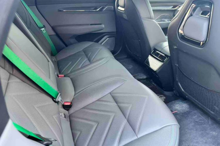 Used Zeekr 001 2023 WE Edition 86 kWh Interior 2