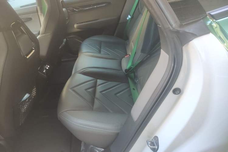 Used Zeekr 001 2023 WE Edition 100 kWh Interior 4