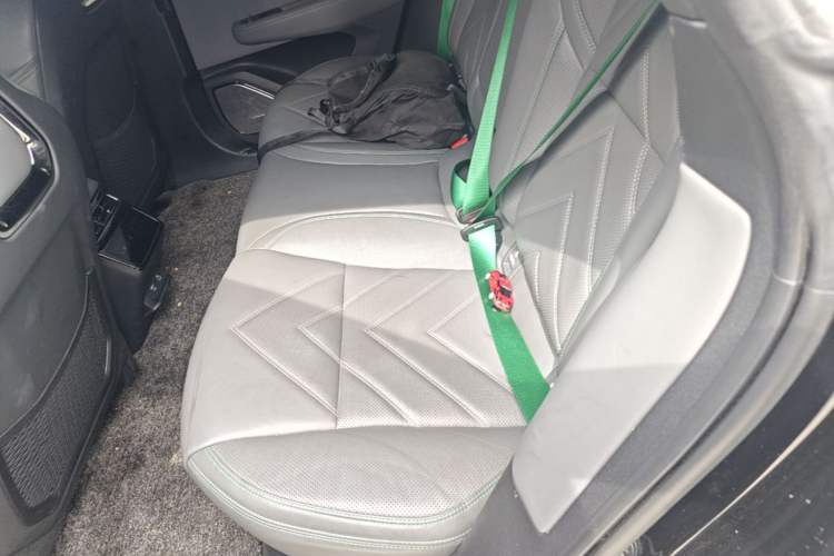 Used Zeekr 001 2023 ME Edition 100 kWh Left Rear Seat