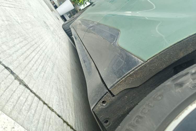 Used Zeekr 001 2023 ME Edition 100 kWh Left Side Sill