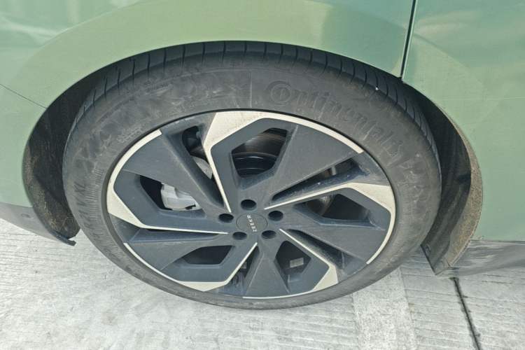 Used Zeekr 001 2023 ME Edition 100 kWh Right Rear Wheel Hub