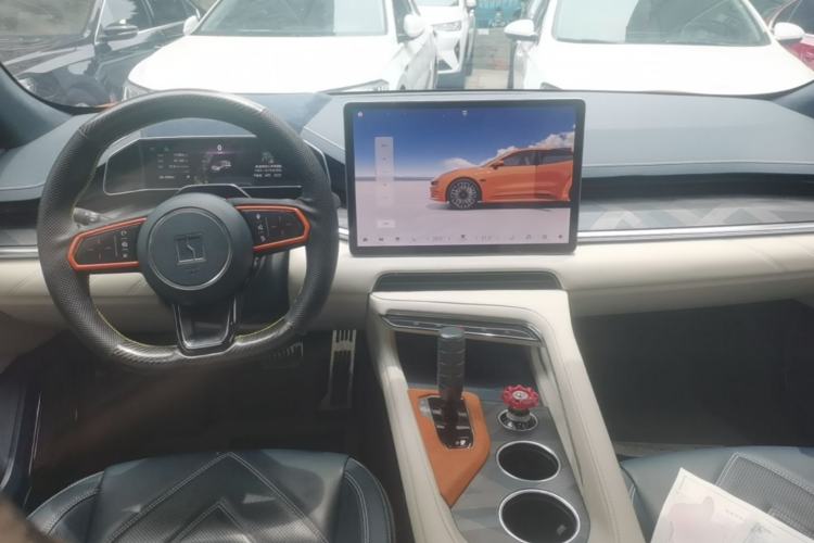 Used Zeekr 001 2023 ME Edition 100 kWh Center Console