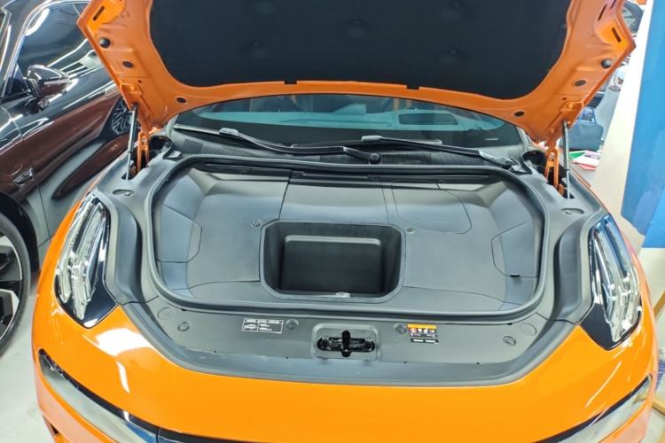 Used Zeekr 001 2023 YOU Edition 100 kWh Engine Bay