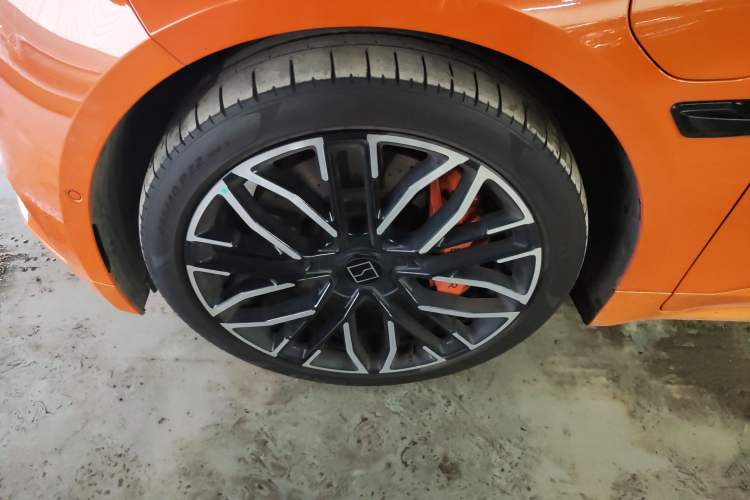 Used Zeekr 001 2023 YOU Edition 100 kWh Exterior 7